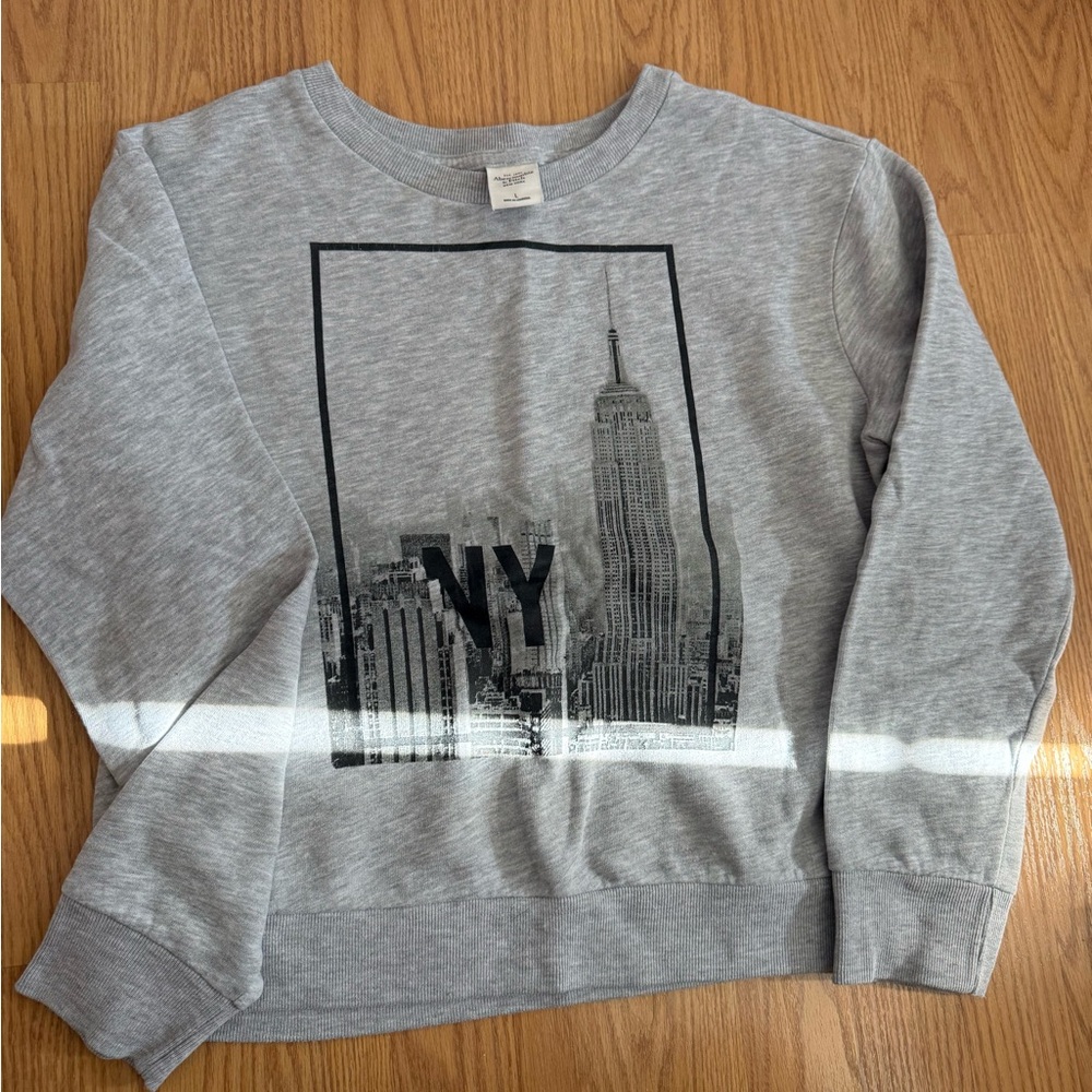 Abercrombie & Fitch New York Sweatshirt